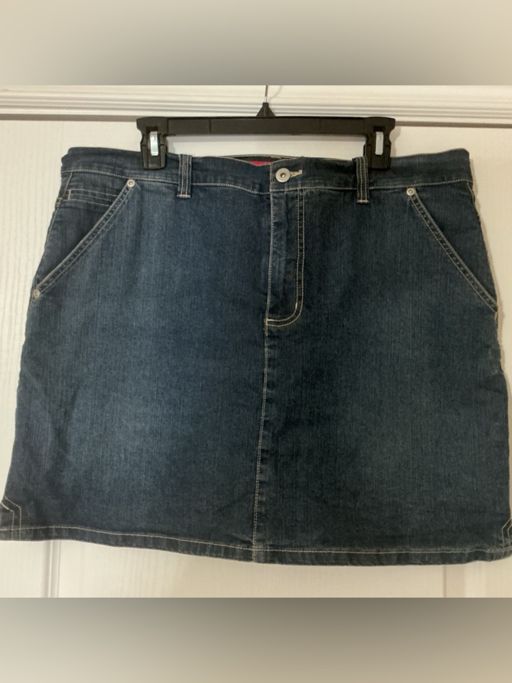 Gloria Vanderbilt Jean Skort as 16